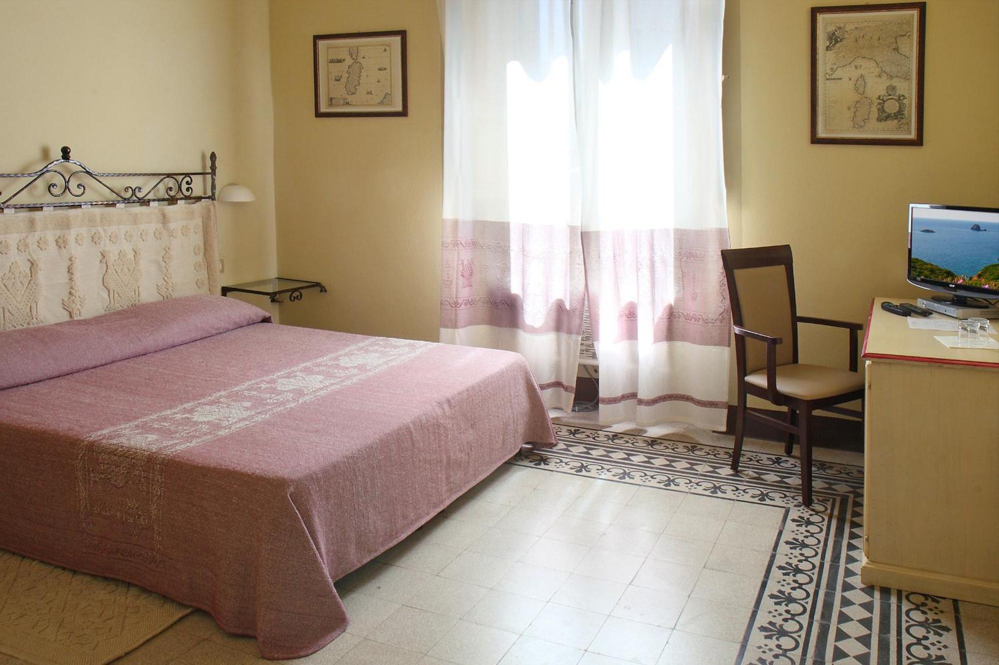Hotel Villa Gli Asfodeli Tresnuraghes Habitación foto