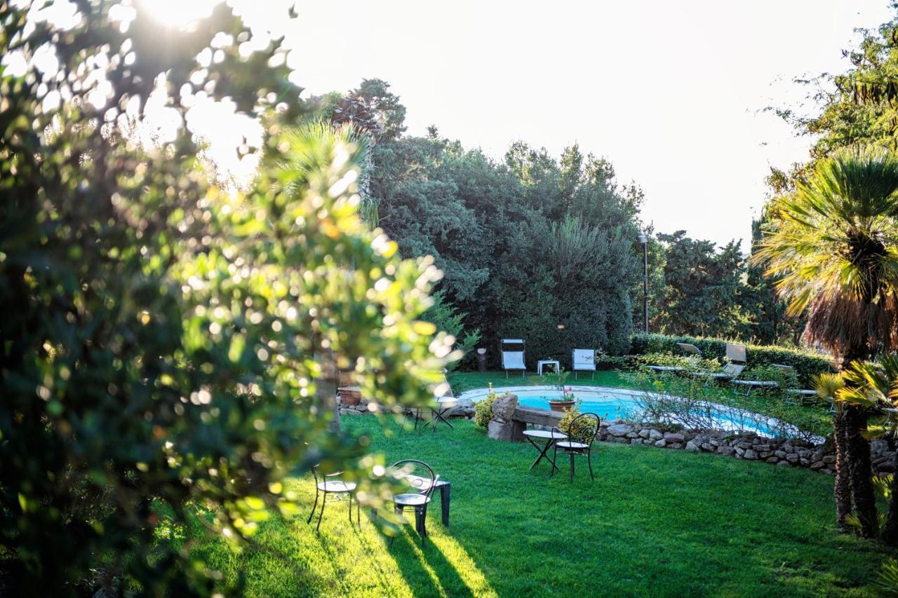 Hotel Villa Gli Asfodeli Tresnuraghes Exterior foto